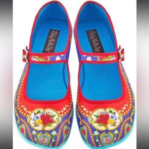 NWT Hot Chocolate Design Carousel size HCD40/US10